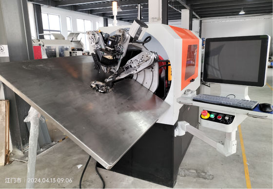 Mesin Pembuat Pegas CNC Multifungsi Pembentuk Kawat 0,3 - 2,5mm Dengan Penggerak Servo