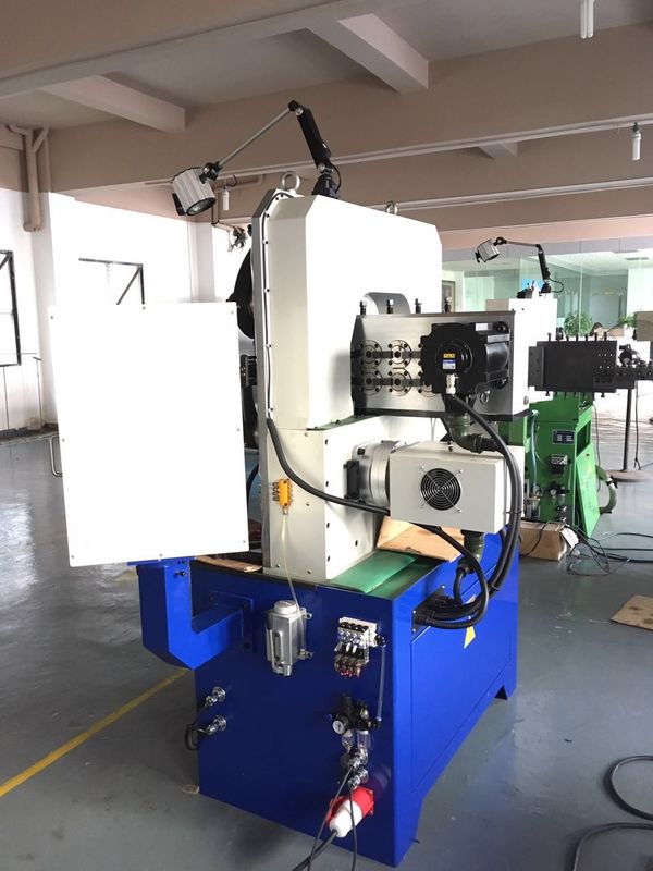Mesin Pembentuk Kawat CNC Tiga Sumbu 0,8 - 4,0mm Dengan Sistem Penggerak Cam 60RPM